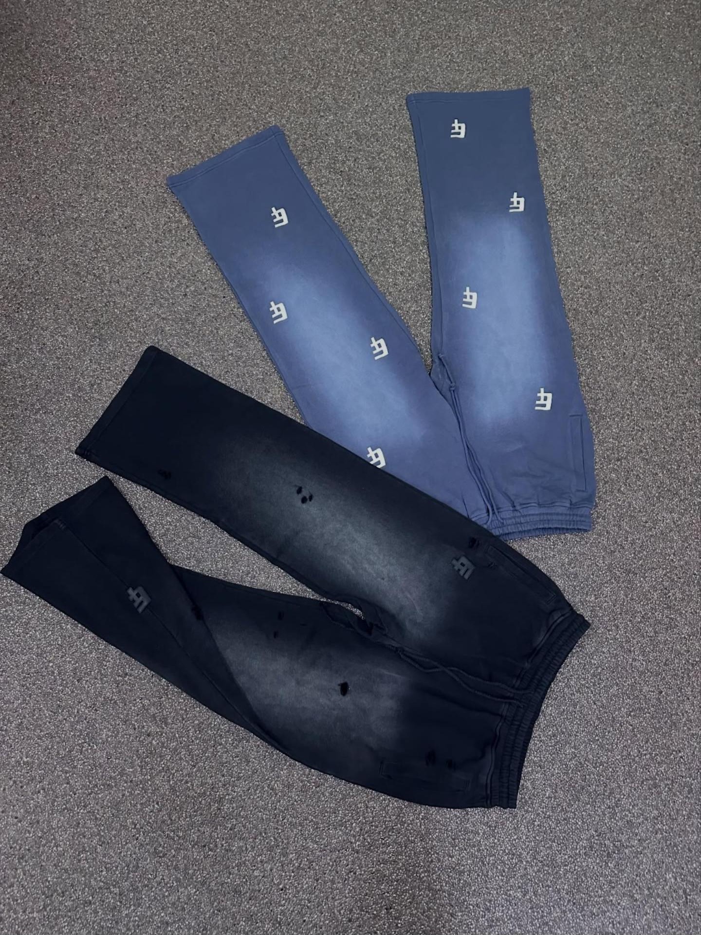 New joggers in store 🛸 Double black & beige all-over blue 🤤 #comfy #joggers